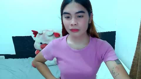 Mikhayla and Zeus online show from 5, 7, 2026