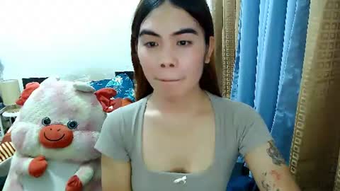 Mikhayla and Zeus online show from 26, 7, 2026