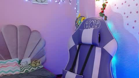 Mikka 3 online show from 16, 3, 2026