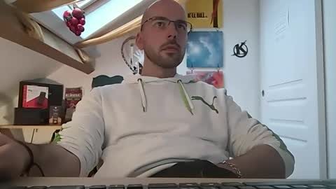 mikmik91 online show from 8, 1, 2025