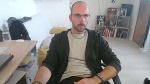 mikmik91 online show from 29, 9, 2025