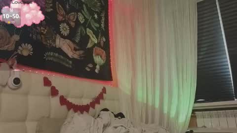 Snapshot of miko_meow chatting on 3, 10, 2025 Miko online show from 3, 10, 2025