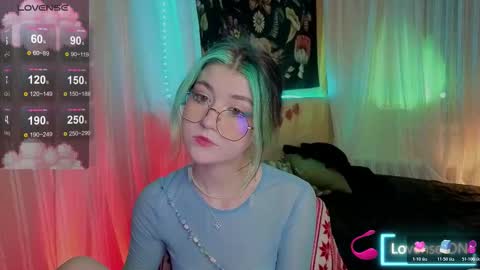 Snapshot of miko_meow chatting on 22, 12, 2025 Miko online show from 22, 12, 2025