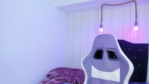   miku katsuragi  online show from 14, 1, 2026