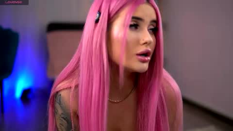 Snapshot of miky_lust chatting on 6, 3, 2026 Miky online show from 6, 3, 2026