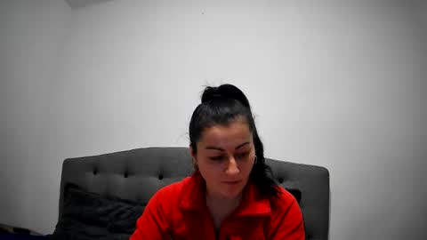 Mikyloveu online show from 13, 12, 2024