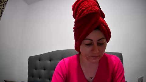 Mikyloveu online show from 21, 3, 2026