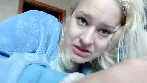 Mila 420 online show from 18, 4, 2026
