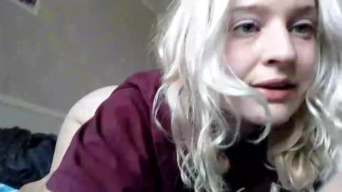 Mila 420 online show from 26, 5, 2026