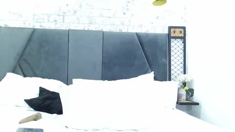 mila_adamss online show from 17, 2, 2025