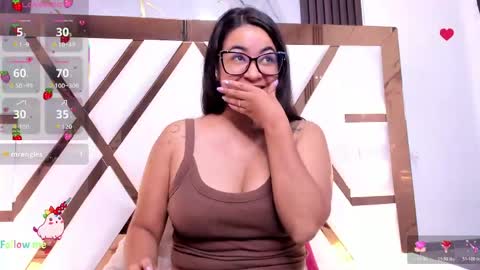 Snapshot of mila_clum chatting on 20, 5, 2026 Camila online show from 20, 5, 2026