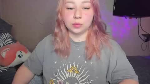 Mila shy sensual person  online show from 5, 12, 2025