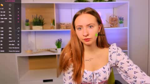 mila_glow online show from 15, 9, 2025