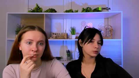 mila_glow online show from 5, 10, 2025