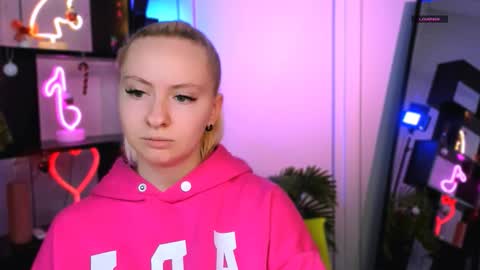 mila_glow online show from 8, 1, 2026