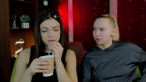 mila_glow online show from 4, 2, 2026