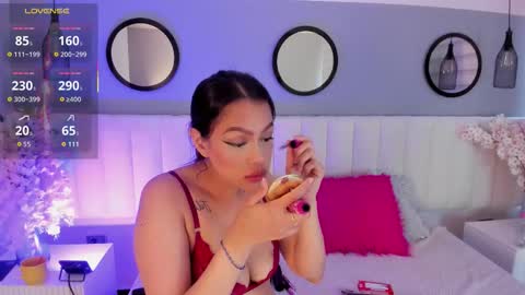 mila_hank online show from 4, 11, 2025