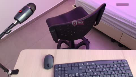 Milena  online show from 11, 1, 2025