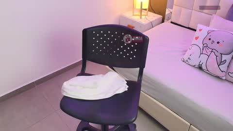 Milena  online show from 21, 1, 2025