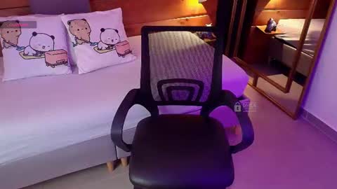 Milena  online show from 16, 7, 2026