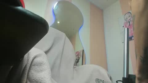 Mila online show from 2, 5, 2026