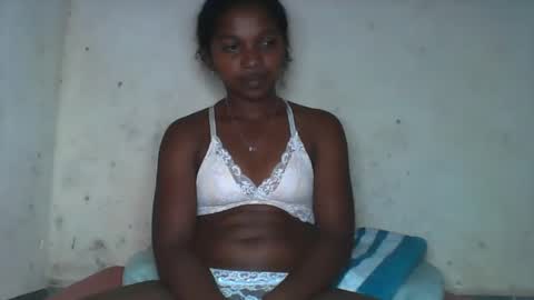 mila_lunah online show from 18, 3, 2026