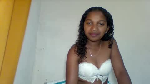 mila_lunah online show from 11, 4, 2026