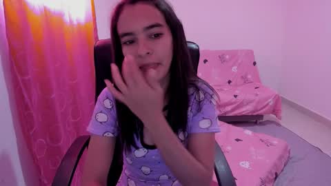 Mila online show from 20, 2, 2026