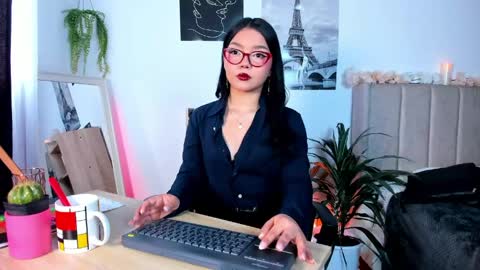 Mila online show from 6, 5, 2026