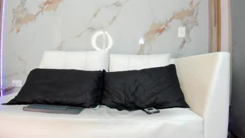          online show from 18, 1, 2025