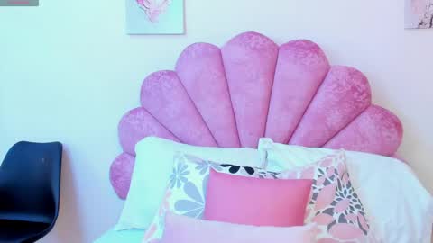 mila online show from 6, 5, 2026