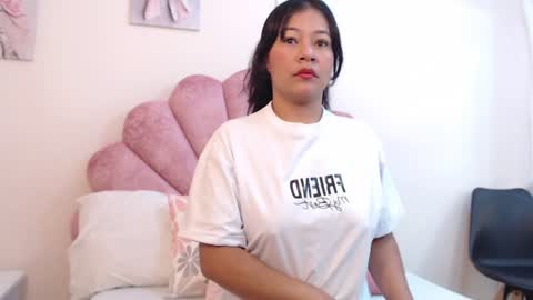 mila online show from 17, 6, 2026