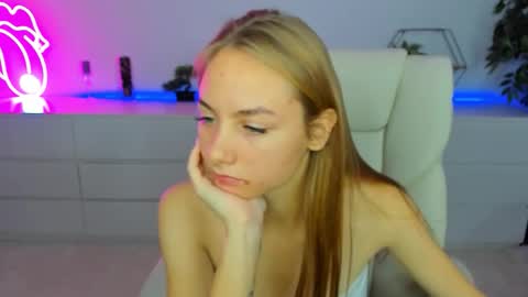 Milla online show from 6, 10, 2025