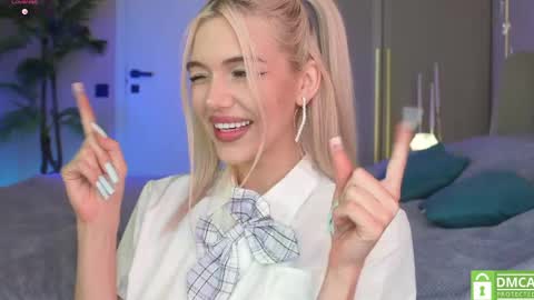 Mila and u can call me sweet bunny online show from 3, 5, 2026