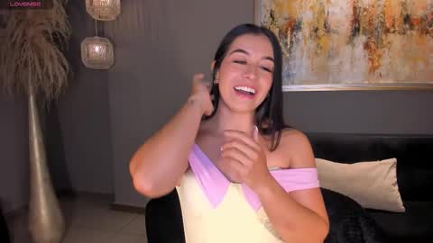 Mila online show from 1, 12, 2025