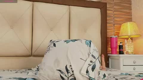 miladiosa online show from 2, 5, 2026