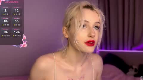 Snapshot of milaelin chatting on 12, 1, 2026 Mila online show from 12, 1, 2026