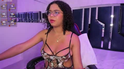 Milenna online show from 10, 10, 2025