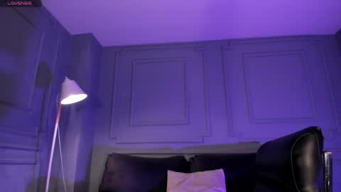 Snapshot of milalawrence_ chatting on 20, 4, 2026 Mila online show from 20, 4, 2026