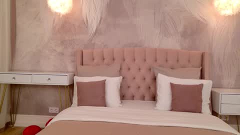 milaleoneli online show from 18, 2, 2026