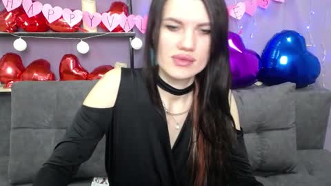 Snapshot of milaloona chatting on 3, 2, 2025 Milaloona online show from 3, 2, 2025