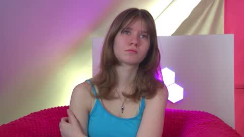 Snapshot of milamaelis chatting on 9, 3, 2026 Mila online show from 9, 3, 2026