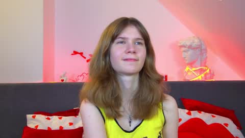 Snapshot of milamaelis chatting on 11, 3, 2026 Mila online show from 11, 3, 2026