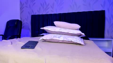 Snapshot of milan_daph chatting on 27, 2, 2026 Daphne online show from 27, 2, 2026