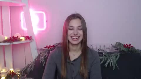 Snapshot of milanaangelas chatting on 21, 12, 2025 milanaangelas online show from 21, 12, 2025