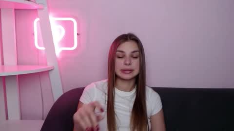 Snapshot of milanaangelas chatting on 7, 3, 2026 milanaangelas online show from 7, 3, 2026