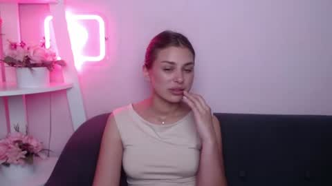 milanaangelas online show from 29, 6, 2026