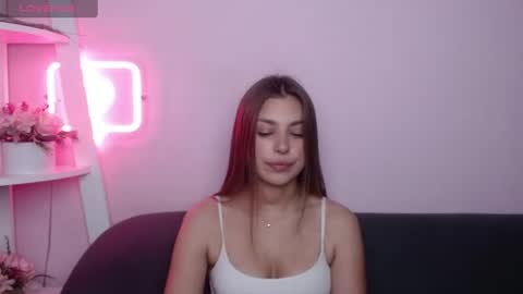 milanaangelas online show from 13, 7, 2026