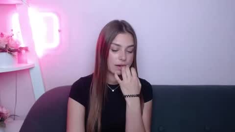 milanaangelas online show from 16, 7, 2026