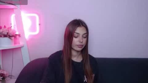 milanaangelas online show from 17, 7, 2026